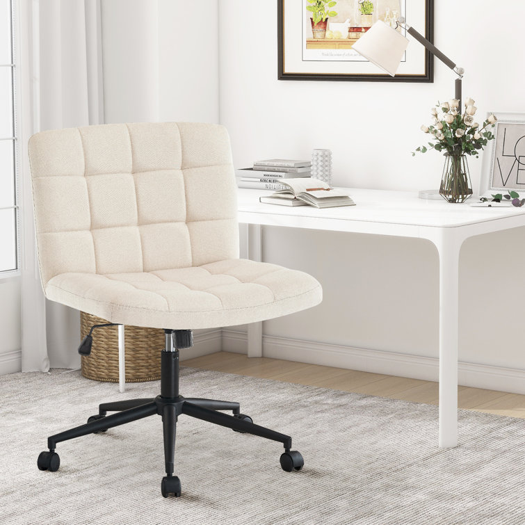 Aloura ergonomic task chair latitude online run